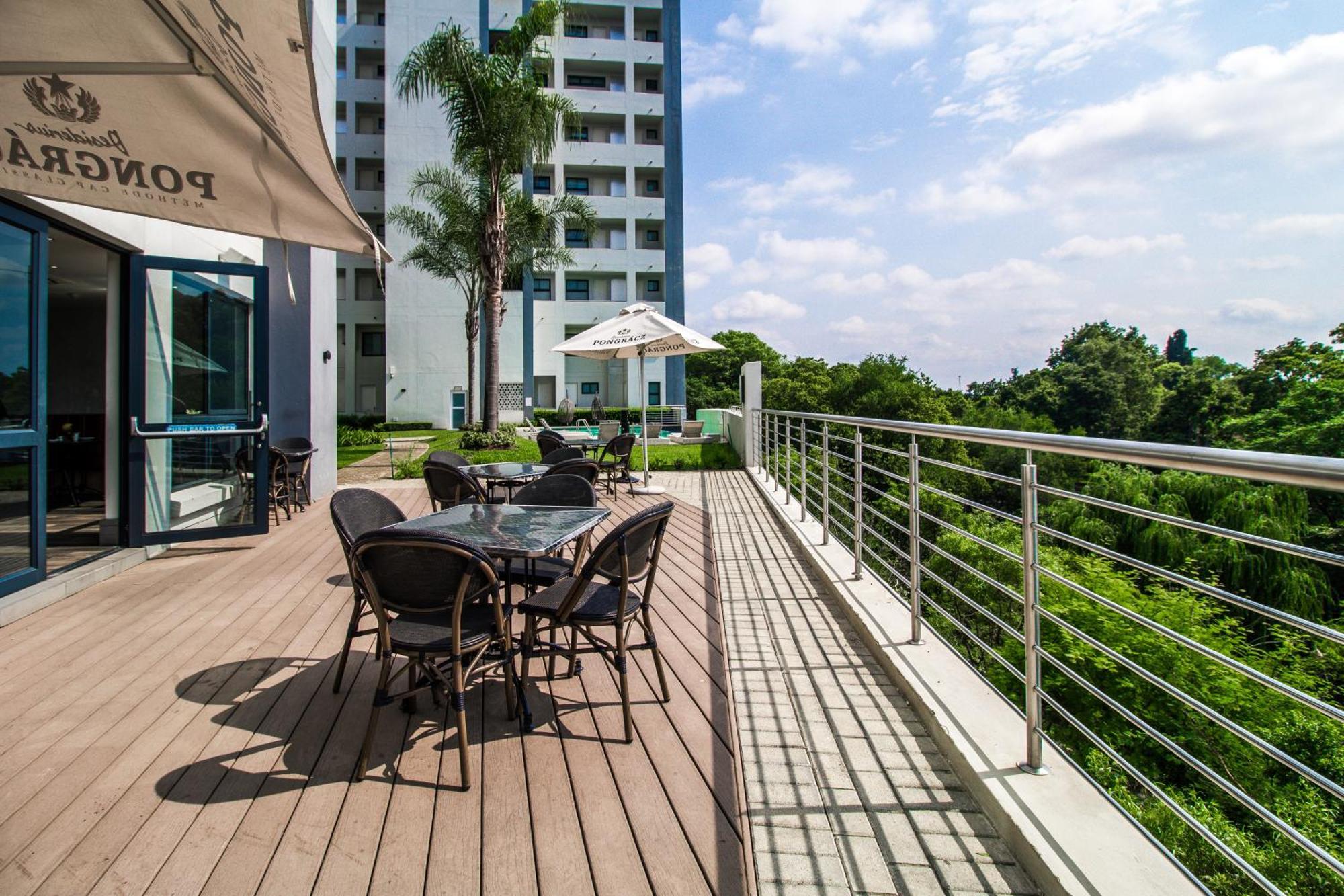 Stay Menlyn พริทอเรีย ภายนอก รูปภาพ